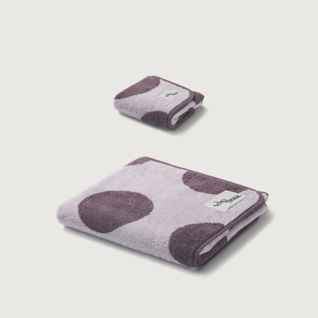 Luxury 100% Cotton Bath Towel - Purple Polka Dot