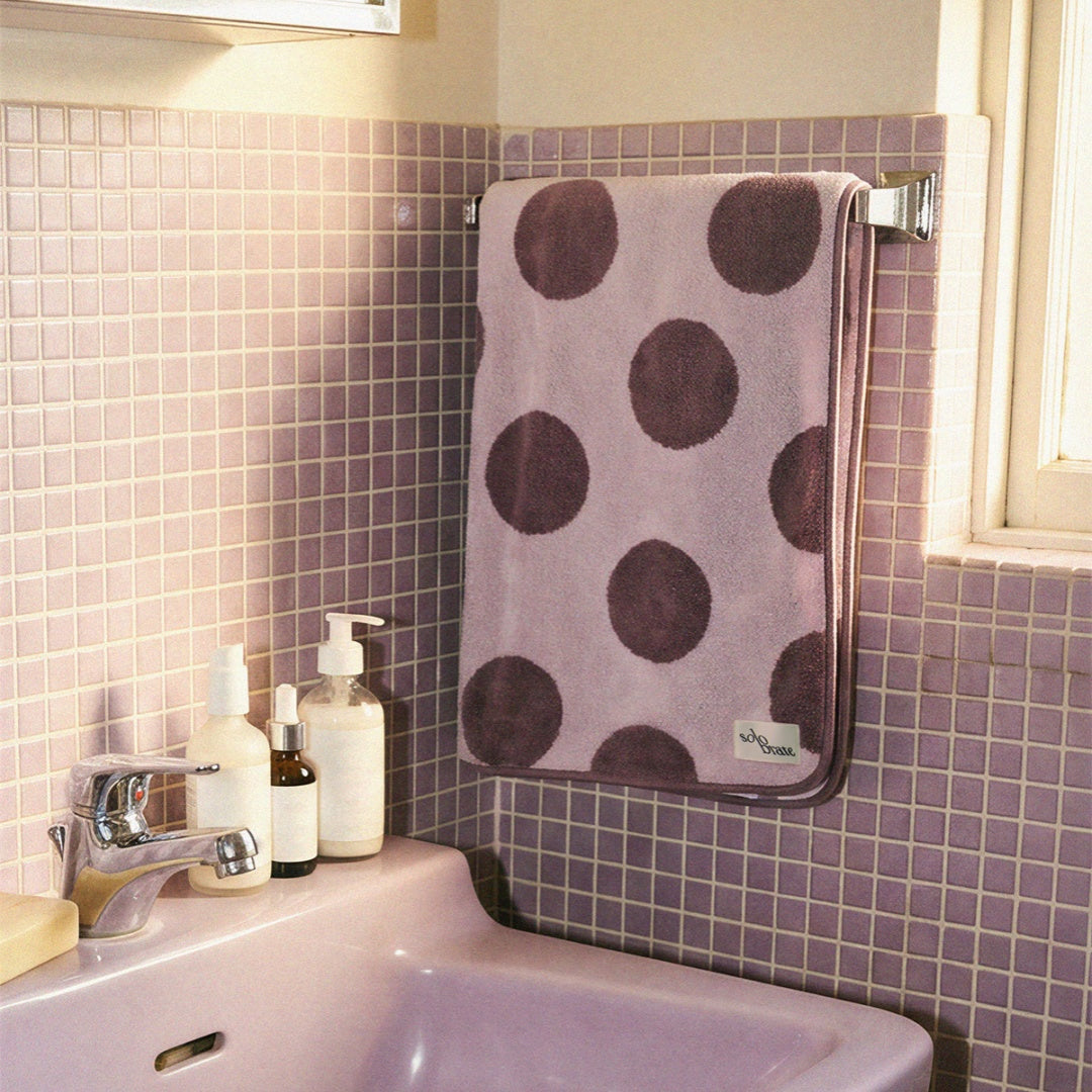 Luxury 100% Cotton Bath Towel - Purple Polka Dot