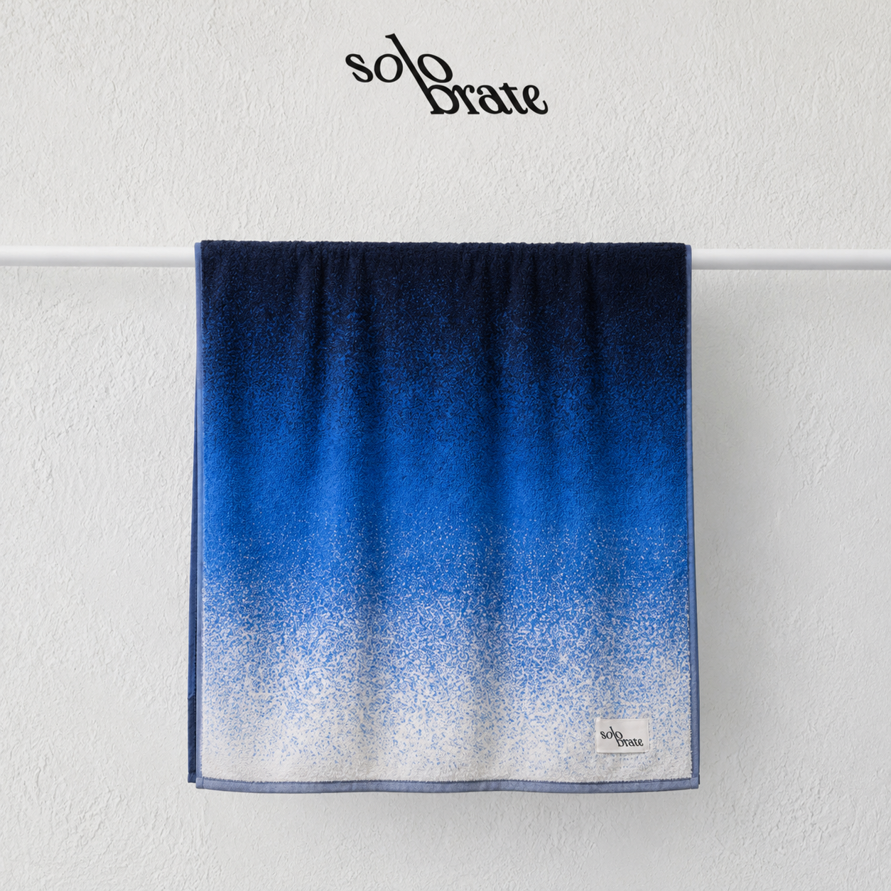 Luxury Pink & Black Gradient 100% Cotton Bath Towel - Blue